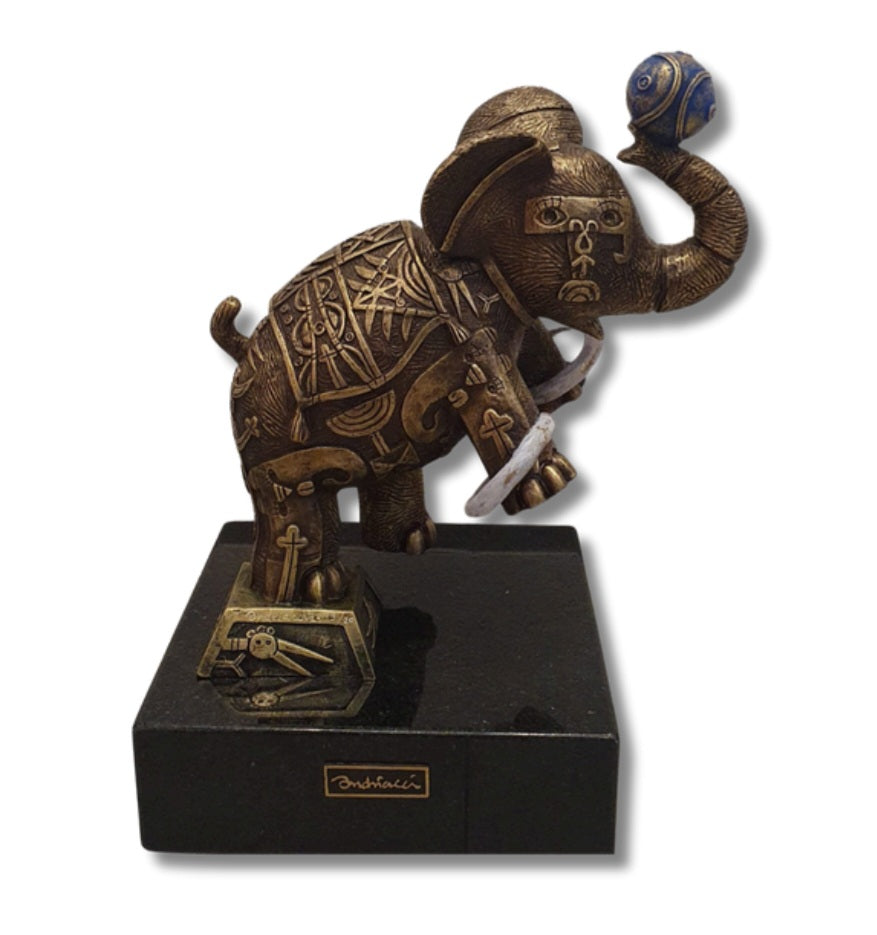"827.- Elefante cirquero"