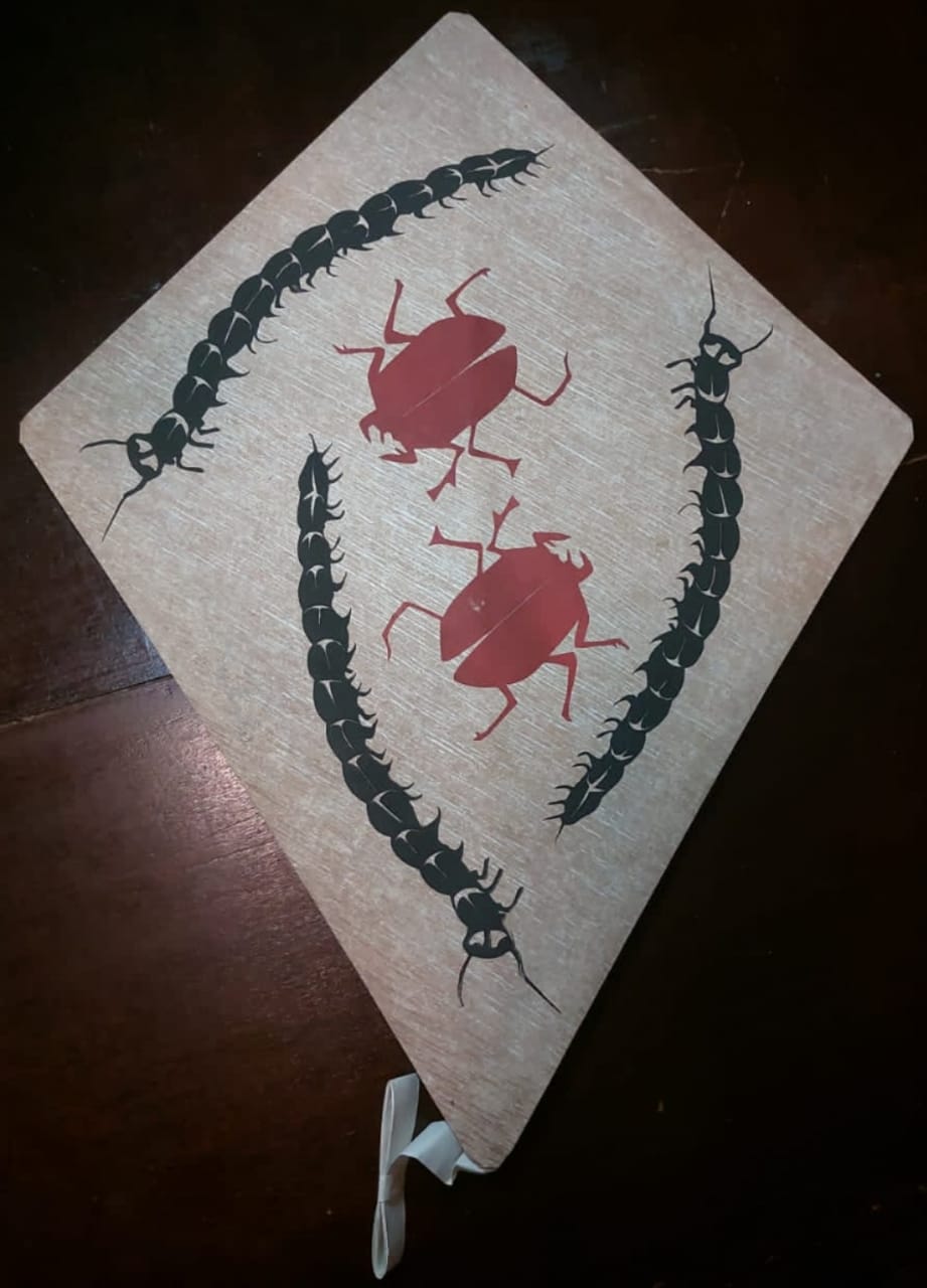 Escarabajos y gusanos
